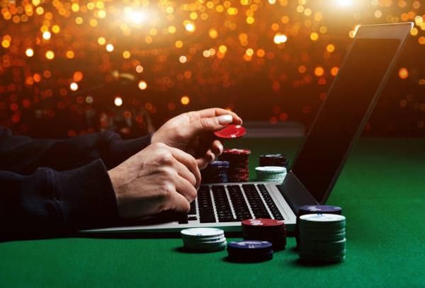 Comparing Games at a trusted online casino Singapore