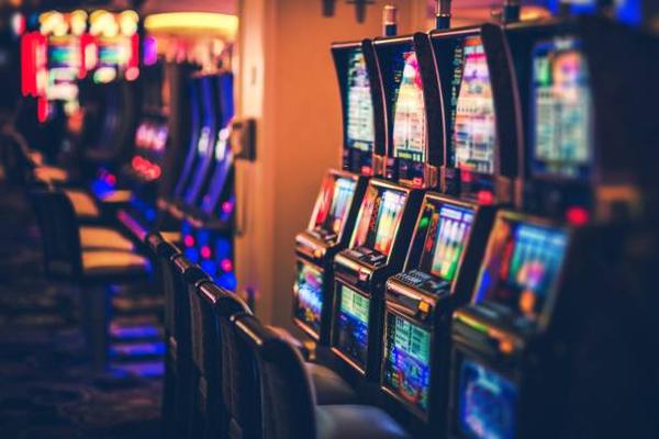 Explore Popular Card Games at the best online casino sites Singapore for Players